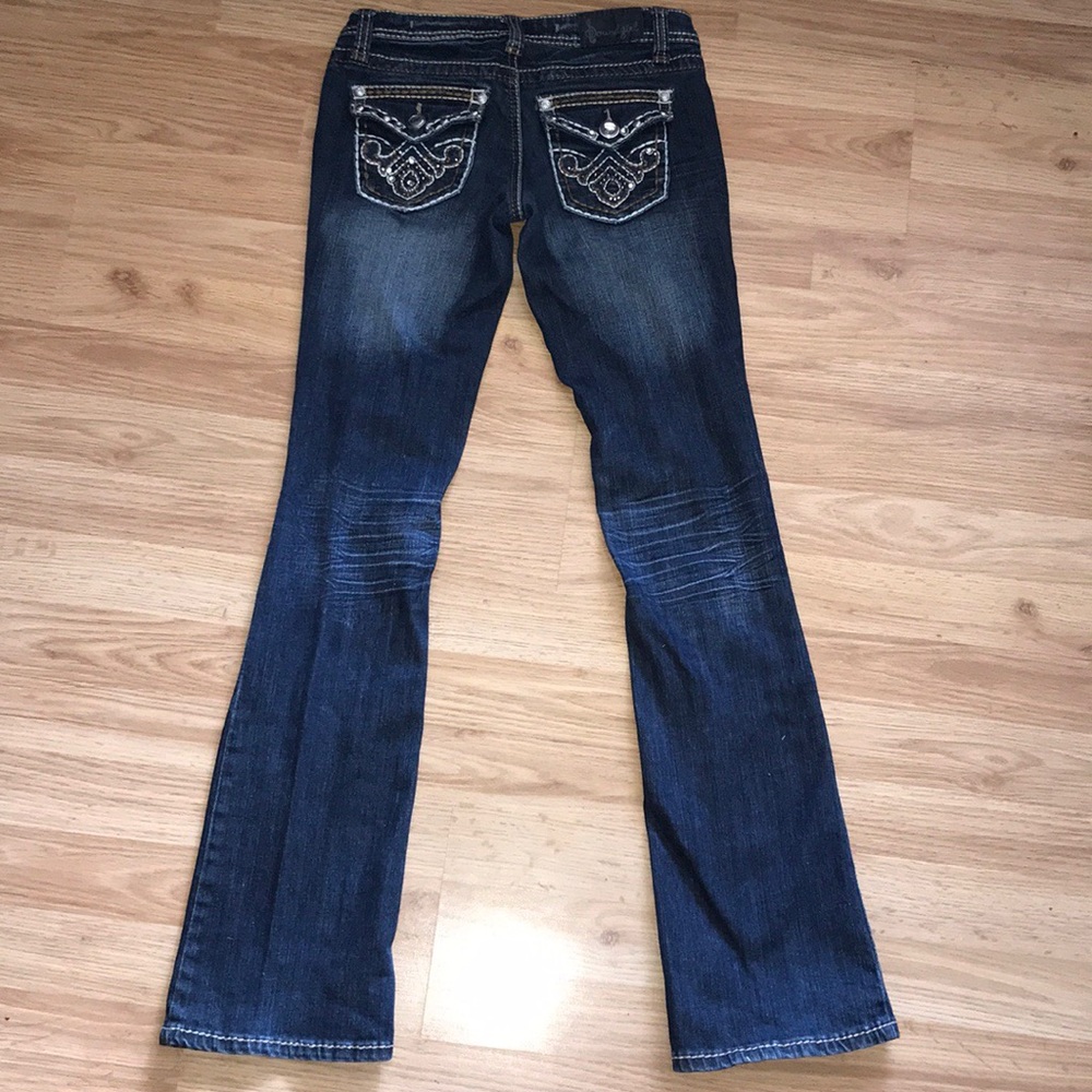 Jeans - Picture 2 of 4
